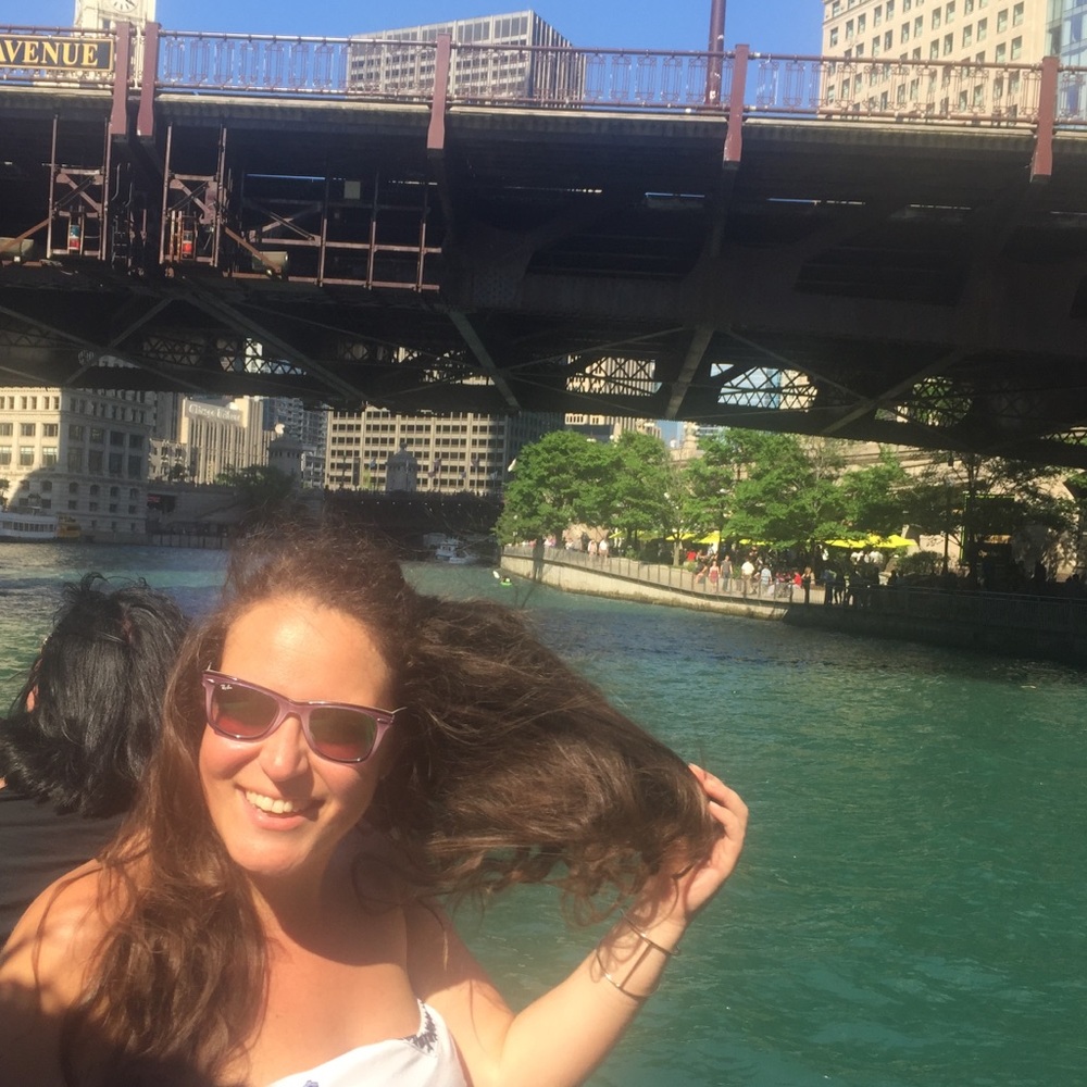 Meet your Posher, Kelly